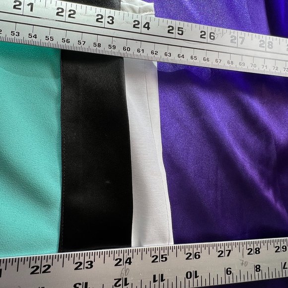 VTG๐Two Plus Size Viscose Blend Tank Tops - Picture 10 of 13